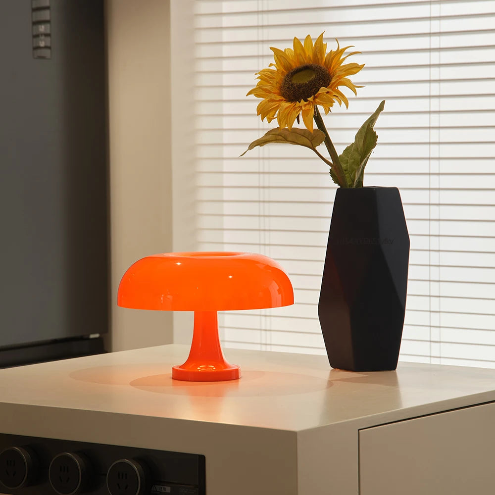 Bauhaus Mushroom Table Lamp